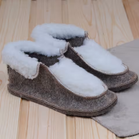 Мокасины с мехом женские для бани